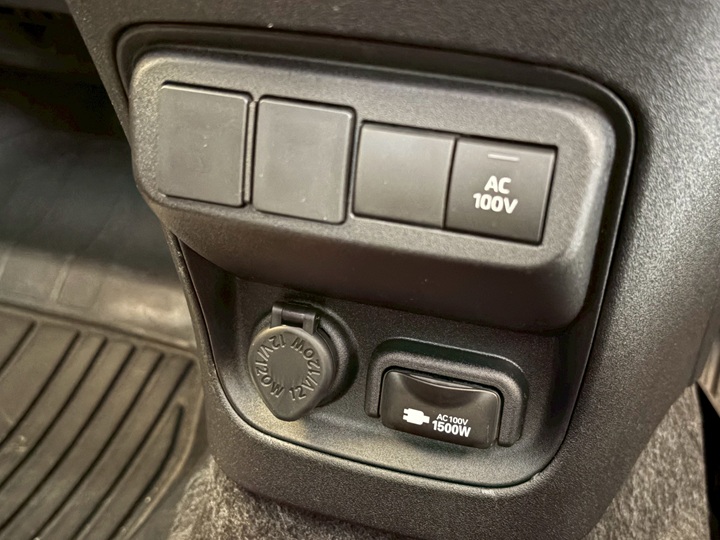 100V電源コンセント